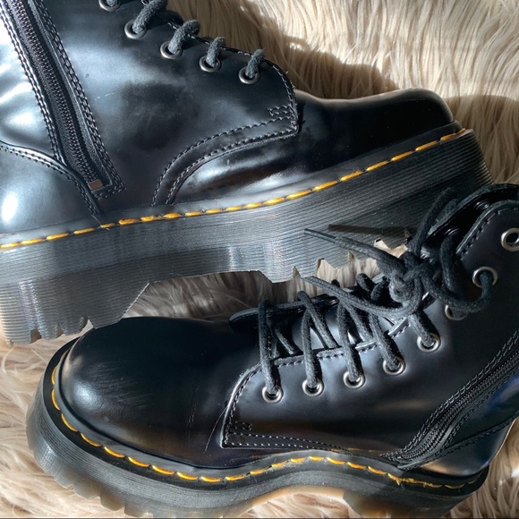 SOLD ON DEPOP - Picture 4 of 16